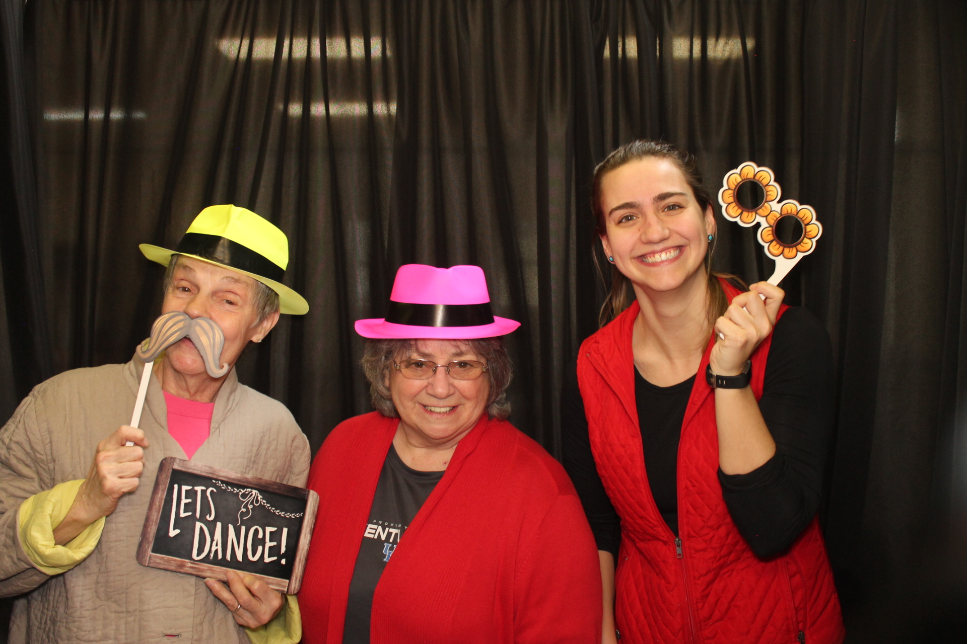 Central Connections Valentines Day | View more photos from the event at gallery.photoboothcincy.com/u/PhotoBoothCincy/Central-Connections-Valentines-Day